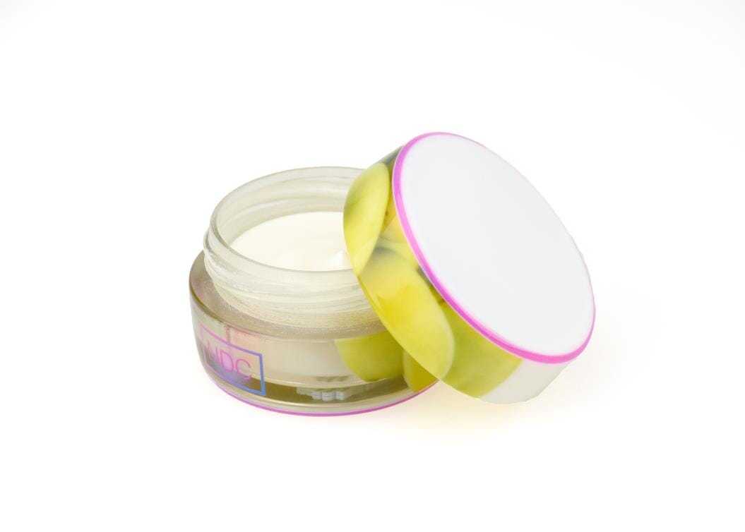 3D printed cosmetic container - stratasys J750